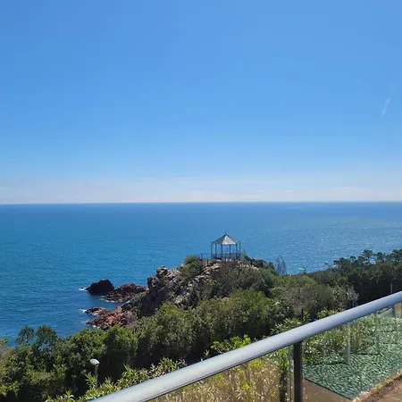 Вилла Villa Nomada Сен-Рафаэль
